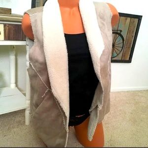 Irene’s Story ~ Asymmetrical Faux Leather Sherpa Vest Womens M  Tan NWT!